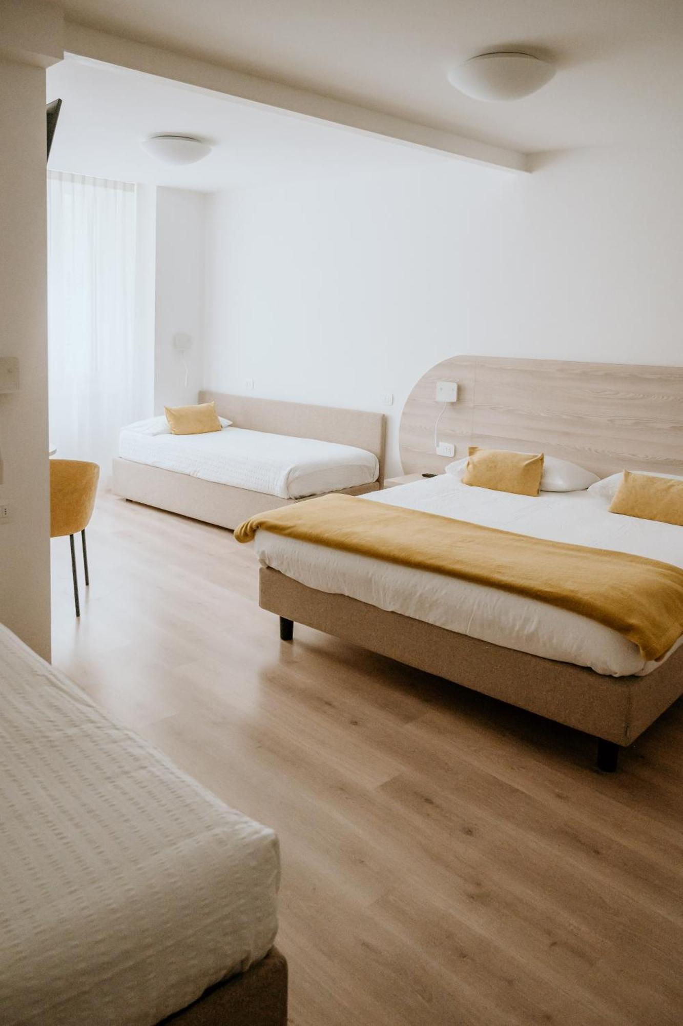 Hotel Venezia Trento Kültér fotó